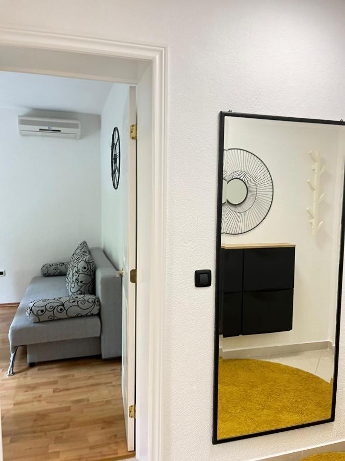 Guesthouse Civljak Baška Voda エクステリア 写真
