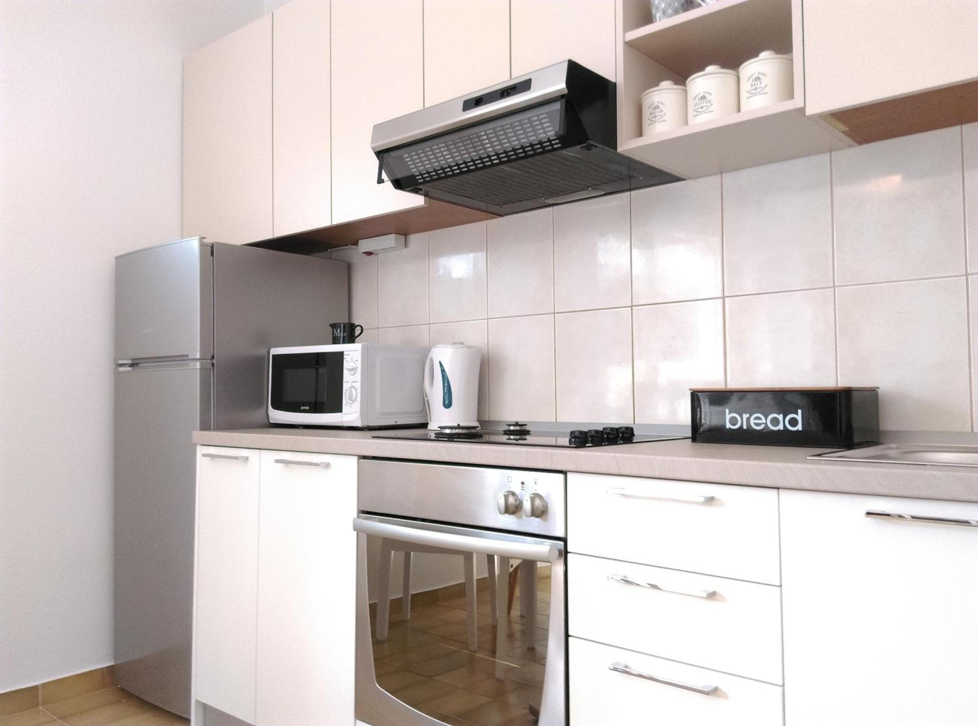 Guesthouse Civljak Baška Voda エクステリア 写真