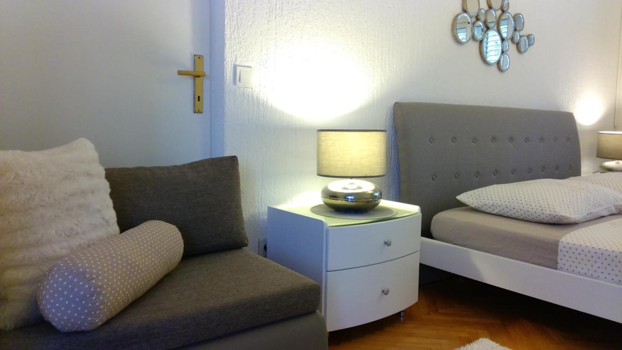 Guesthouse Civljak Baška Voda エクステリア 写真