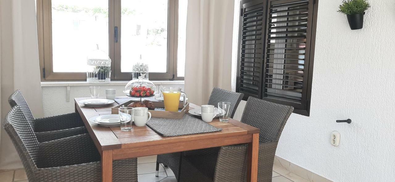 Guesthouse Civljak Baška Voda エクステリア 写真